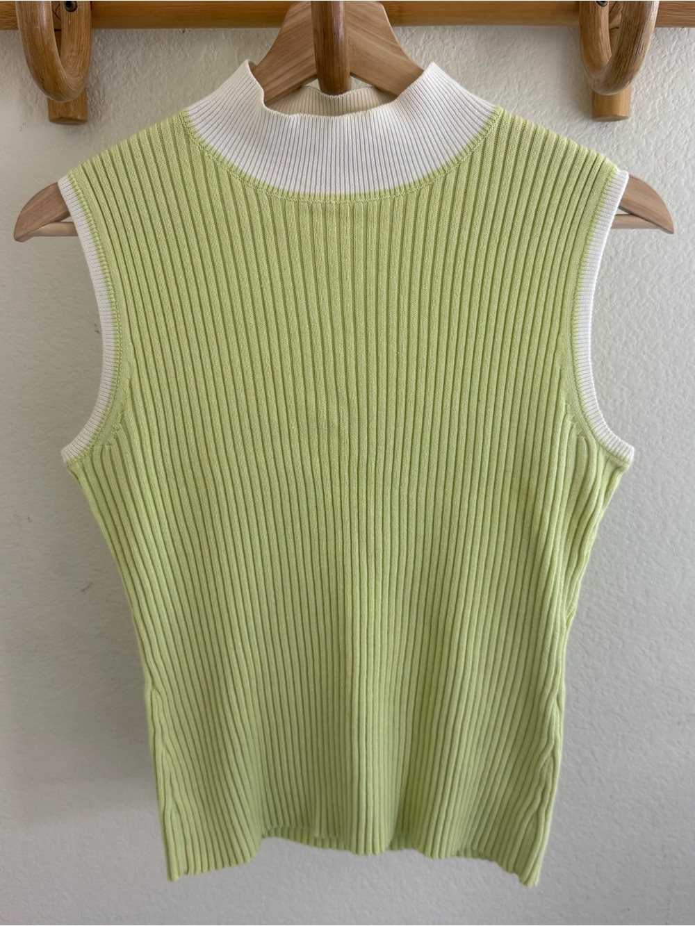 90s vintage Y2K preppy lime green Sleeveless Mock Neck Ribbed Knit tank Top